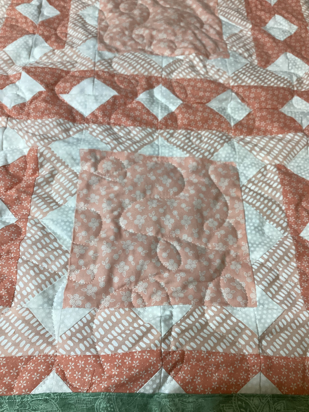 Peach & Green Floral King Quilt – Handmade Square in a Square Patchwork Blanket – Lightweight Heirloom Bedding – Cottage Farmhouse Gift