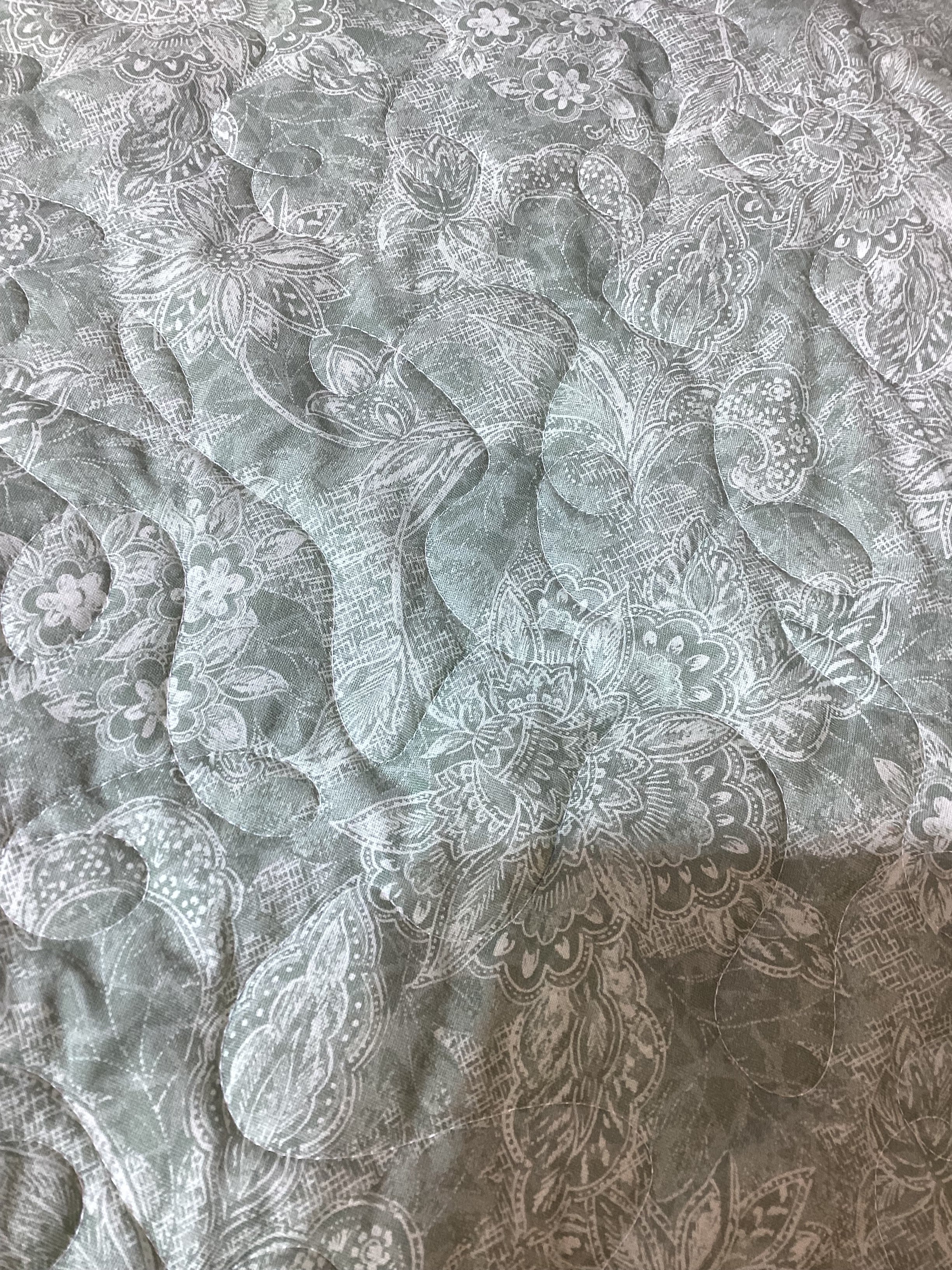 Peach & Green Floral King Quilt – Handmade Square in a Square Patchwork Blanket – Lightweight Heirloom Bedding – Cottage Farmhouse Gift