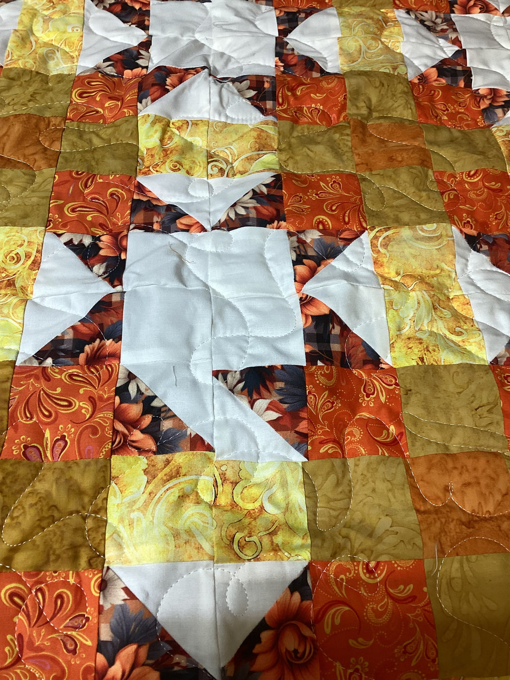 Sunburst Starfire Queen Quilt – Handmade Orange Yellow White Star Pattern Bedspread – Reversible Heirloom Blanket
