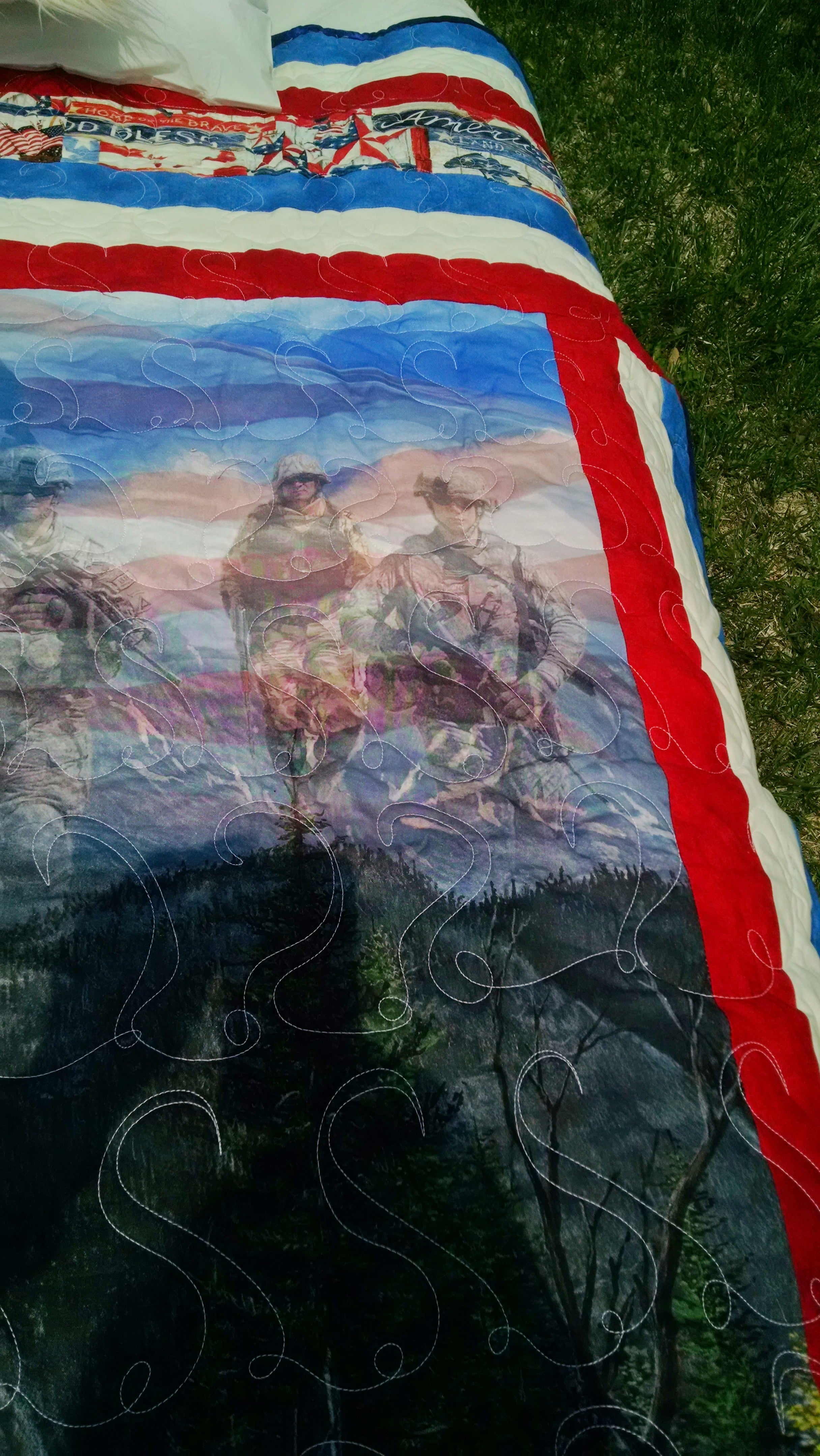 Flying Eagle Patriotic Quilt – Handmade Red White Blue Throw comforter bedspread duvet cover gift idea