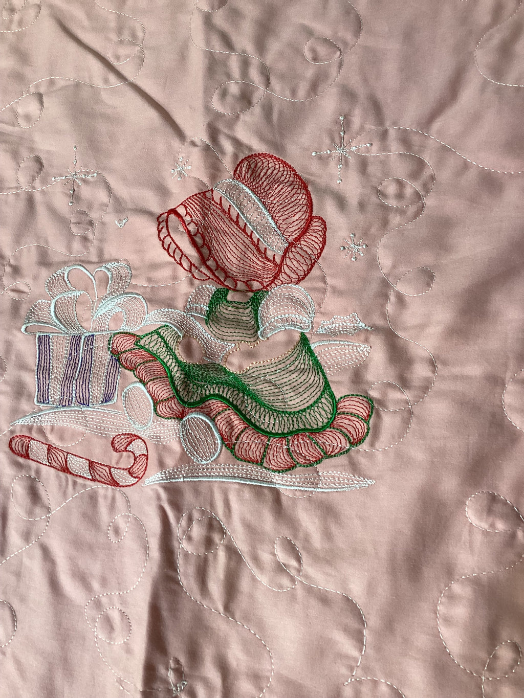 Handmade Little Bonnet Girl Quilt comforter bedspread duvet cover gift idea matching pillow
