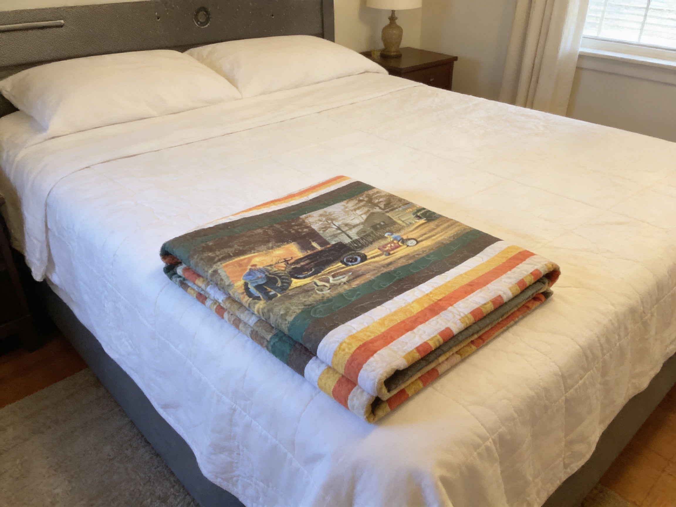 Farmhouse Scene Quilt – Queen Size, Reversible Cotton Bedding  comforter bedspread duvet cover